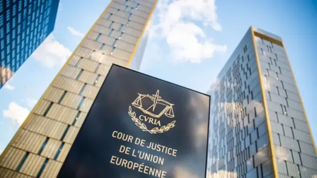 clipping_q5Qrqr_c1cb